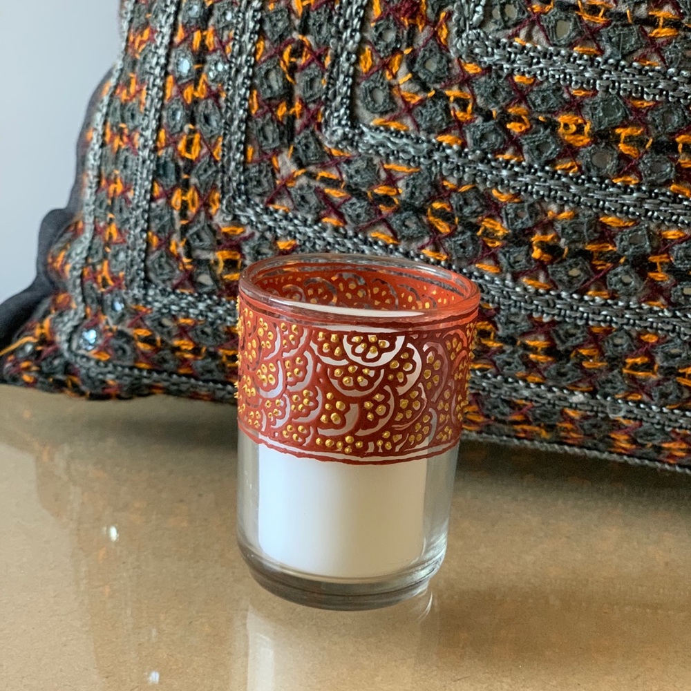 Votive candle holder. New